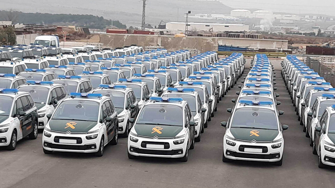 Los coches de policía más comunes por país