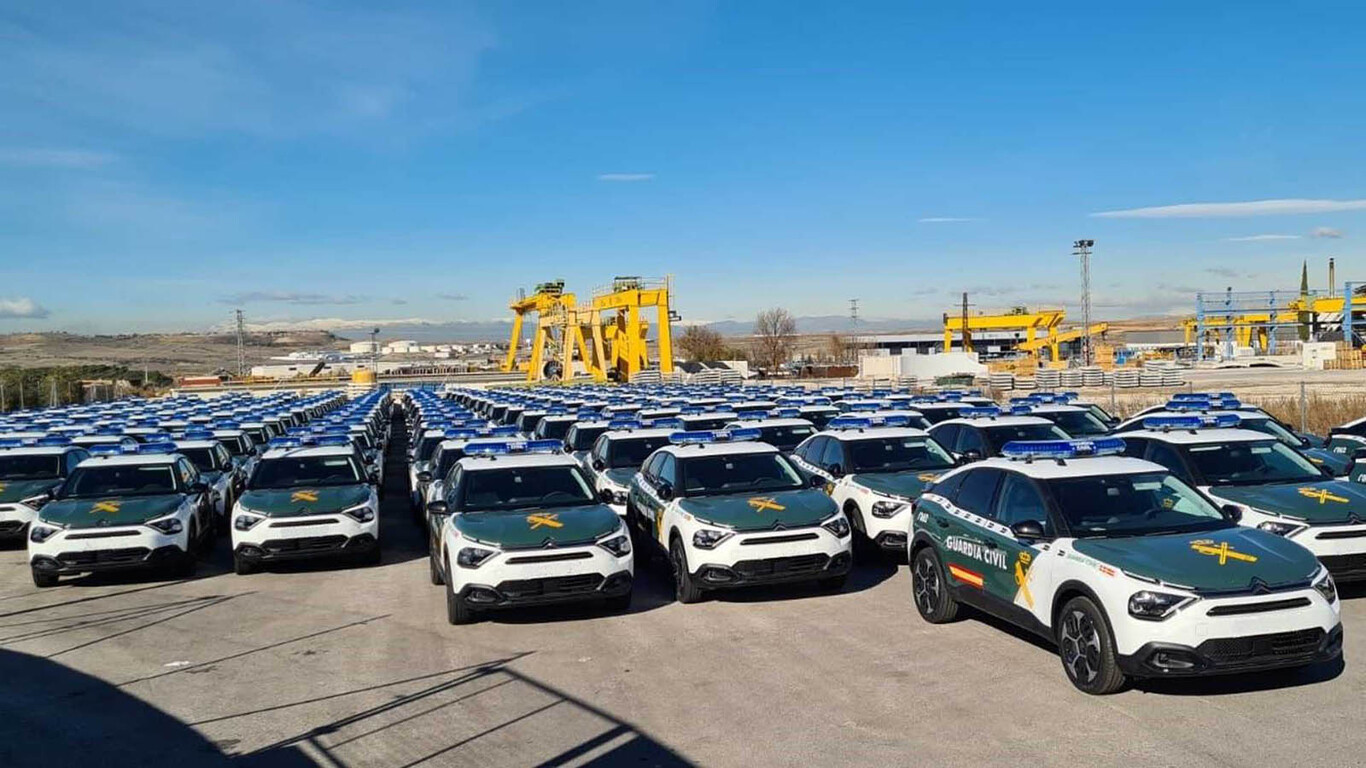 Los coches de policía más comunes por país