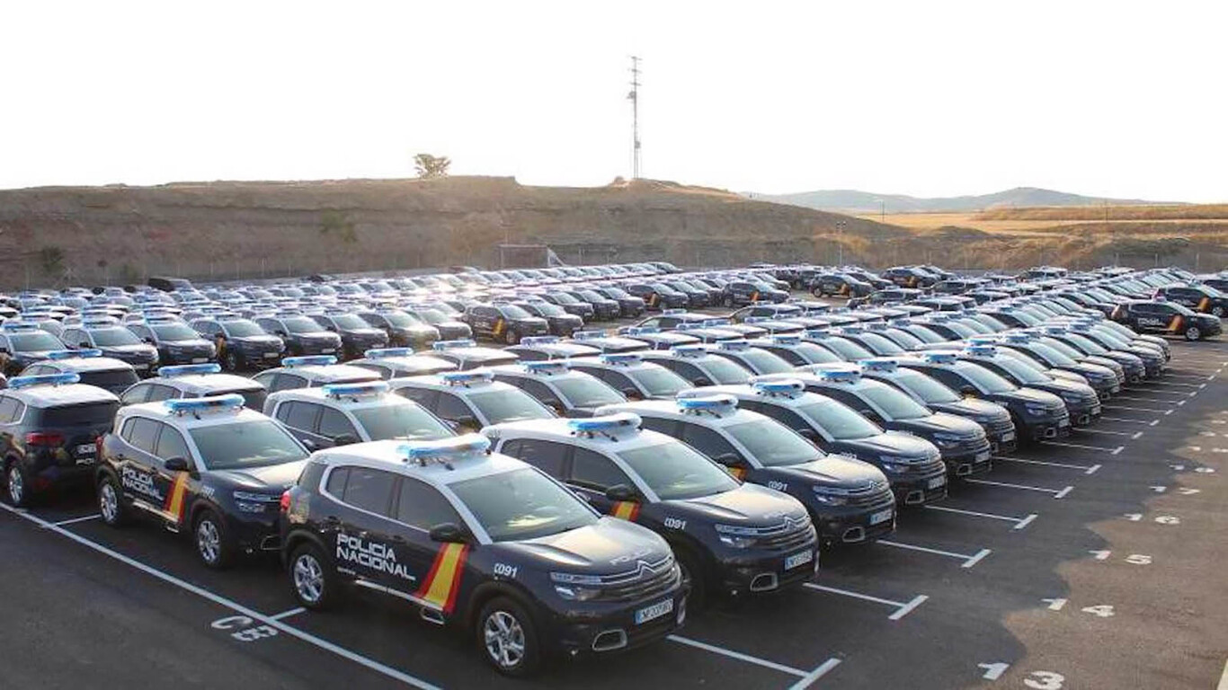 Los coches de policía más comunes por país