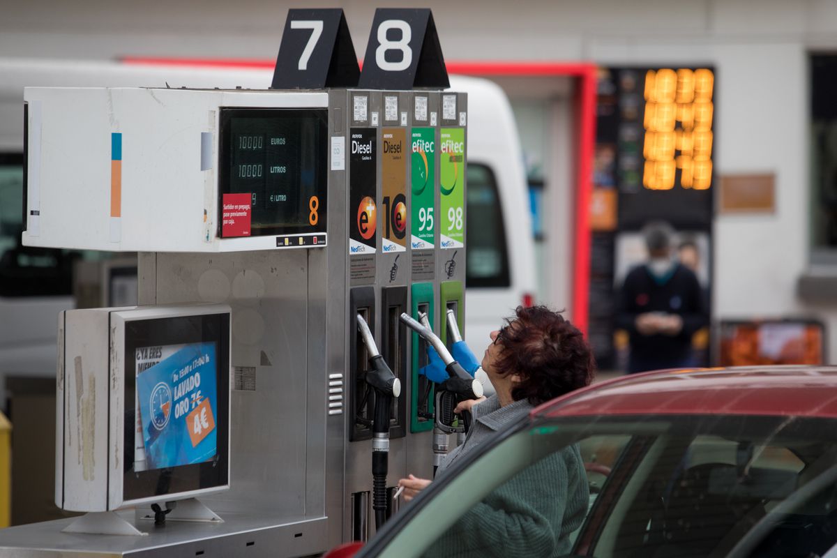 El precio del diésel y la gasolina cae ¿Qué pasara a partir de enero? El precio del diésel y la gasolina cae ¿Qué pasara a partir de enero?